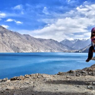 MÍŠA HRDÁ A MARTINA MERISI: 1330 km tádžickou divočinou na Pamír Trail