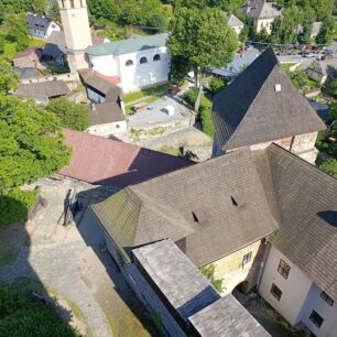 Nádvoří hradu Sovinec