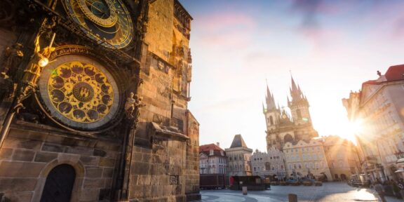 Není nutné jezdit do zahraničí – objevte krásy českých památek, měst a relaxace