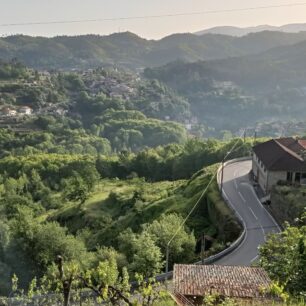Hornatá krajina poblíž Amarante