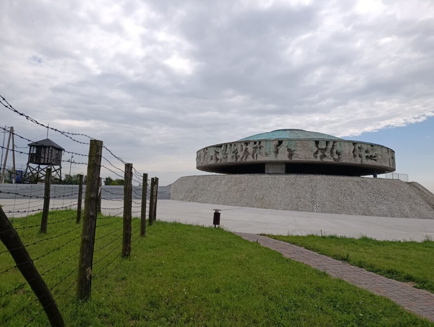 Koncentrační tábor Majdanek - mauzoleum