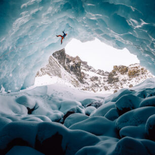 Jötnar - lezení pod ledovými obry. Foto: ©Monsorno