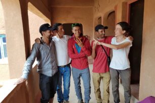 Práce v česko marockém týmu sebou nese spoustu legrace a taky spoustu kulturních přešlapů.