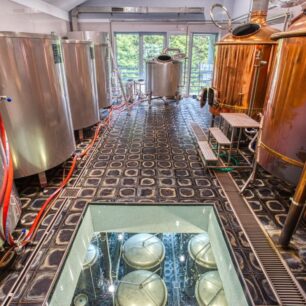 SOUTĚŽ: Bouda Máma a Pecký pivovar: hory, wellness i pivo s duší Krkonoš