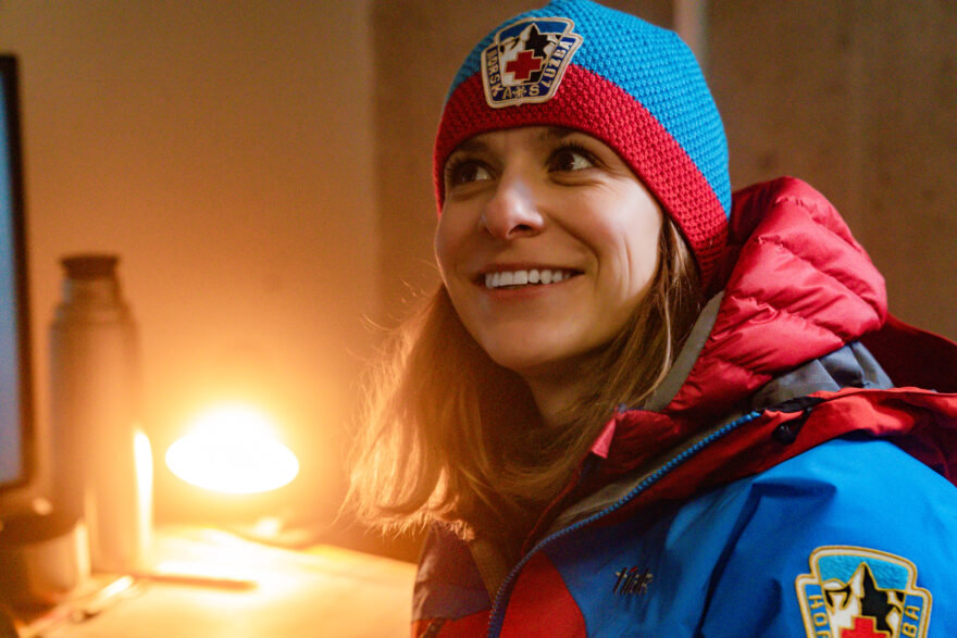 Na horách: nový film, který propojuje lásku k horám, lidskost a skutečnou pomoc záchranářům © Michala Rusaňuková