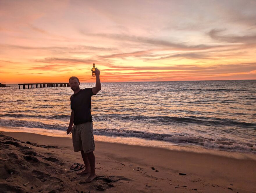 FILIP VÍTEK: Afrika – Do pekla a zase zpátky