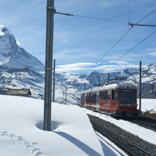 Zermatt – lyžování s kulisou Matterhornu