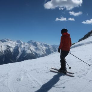 Aletsch arena – panoramatické trasy nad nejdelším ledovcem Alp