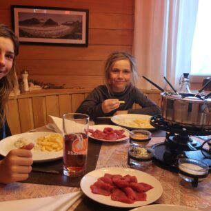 Aletsch arena – panoramatické trasy nad nejdelším ledovcem Alp