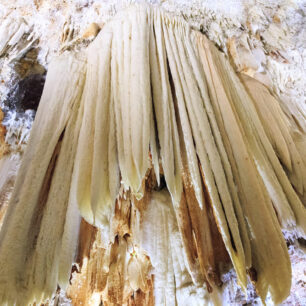 Jeskyně Cueva del Águila. Zdroj: Turespaña