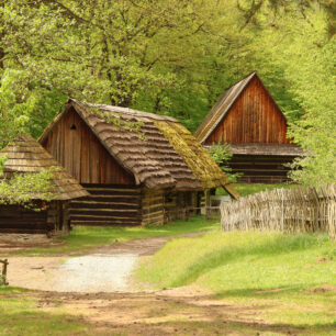 Sanok, skanzen, karpatská vesnička