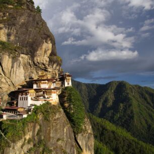 Tigers Nest - Paro