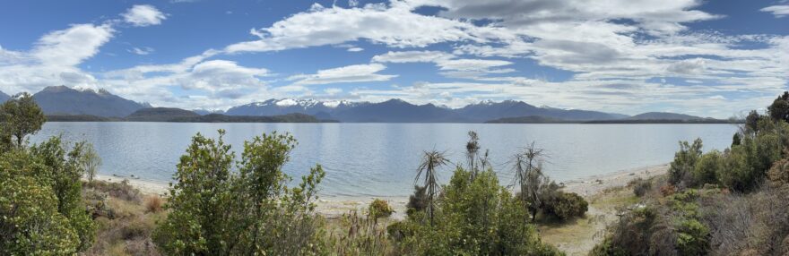 Manapouri Lake