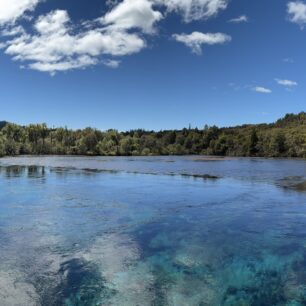 Waikaropupu Srings