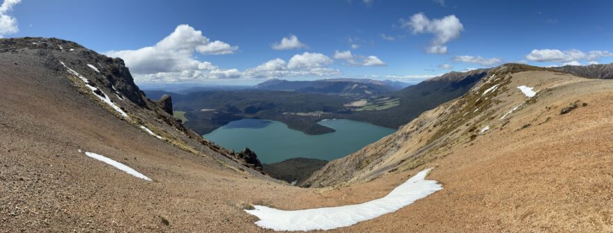 Rotoiti Lake z Mount Robert