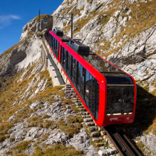 Nejstrmější ozubnicová železnice na světě © Switrzerland Tourism