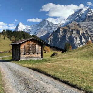 Bernský Oberland: Od vodopádů v Lauterbrunnenu až na střechu Evropy