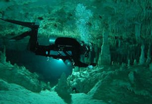 Xibalba - speleopotápěčská expedice na Yucatánu