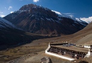 HELP CAMP: DOBROVOLNICTVÍ PRO SLUNEČNÍ ŠKOLU 2015