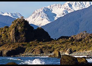 V Martins Bay sám a po ďábelské stezce