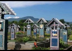 Hřbitovy digitální, vtipné i úplně rezavé