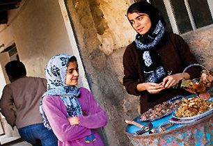 Kurdky v šátku i s kalašnikovem? Vůbec nic zvláštního!