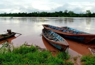 Film Punku Yatray: Čtyři hrdinové bojují s konzumním světem šamanskými rituály