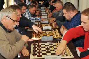 Šachový vlak: Vydejte se na cestu Evropou a čas si kraťte šachovým turnajem