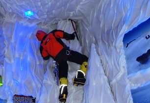 Výstava Šangri-la očima osmiletého dítěte