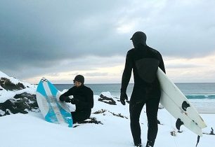 Na sever od slunce aneb surfování za severním polárním kruhem