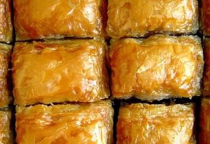VIDEO: Sladká turecká pochoutka jménem baklava. Znáte ji?