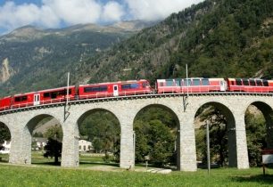 Samotná cesta je cíl aneb Rhétskou dráhou napříč krajinami