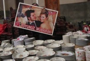 Svatba po ázerbájdžánsku: obrovské veselí s tvrdými pravidly