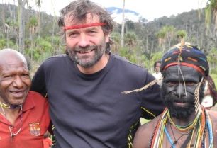 ROZHOVOR: S Milanem Daňkem o jeho návratu na Novou Guineu i festivalu Rajbas