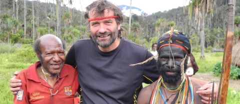 ROZHOVOR: S Milanem Daňkem o jeho návratu na Novou Guineu i festivalu Rajbas