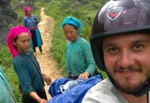 Cestování Vietnamem na ocelovém oři 