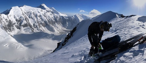 Skialpinistická expedice Pamír 2014: sjezd Pik Četyrjoch (6230 m)
