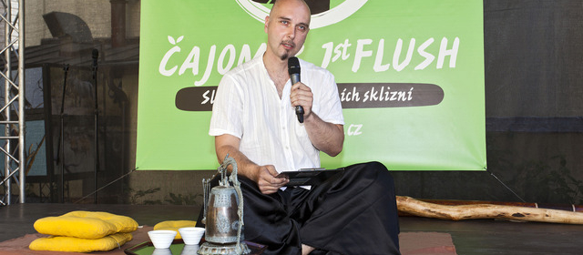 ROZHOVOR: S Jaromírem Horákem, expertem na přípravu a podávání čaje