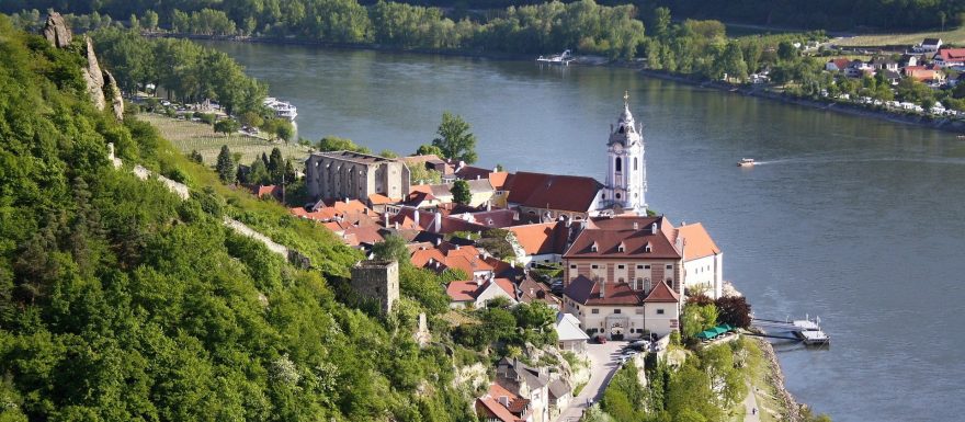 Údolí Wachau: krajinou vína i bohaté historie