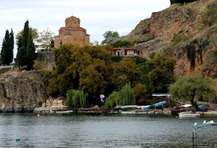 Ohridské jezero: makedonská náhražka moře s perlami ze šupin ryb
