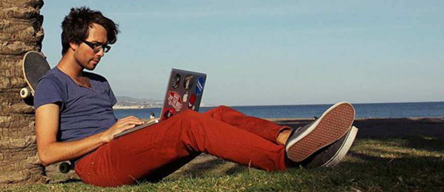 ROZHOVOR: Digitální nomád Adam Marčan sdílí, jak prožít život na cestách