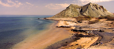 Dosud neobjevené duhové ostrovy v Perském zálivu jsou destinací pro opravdové cestovatele
