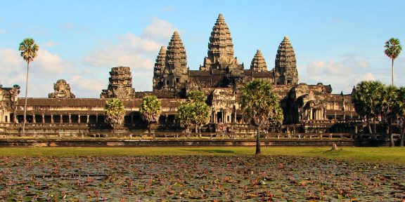 Kambodža: Jak si nejlépe prohlédnout Angkor? Na kole!
