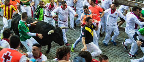 AKTUÁLNĚ: Býčí zápasy encierros a corrida v Pamploně na vlastní kůži!