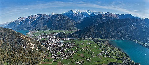 Švýcarský Interlaken je skvělou základnou pro rodiny s dětmi, milovníky čokolády, outdoorové nadšence i lyžaře