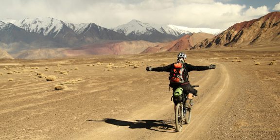 PRŮVODCI DOPORUČUJÍ: Cyklocestování dává naprosto unikátní možnost prožít cestu všemi smysly, říká Kateřina Lhotová