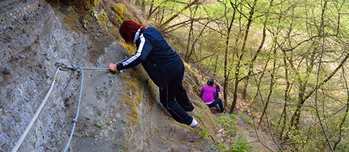 Krása a tajemství slovenské Kappadokie, prohlédněte si krásná obydlí vytesané do skály