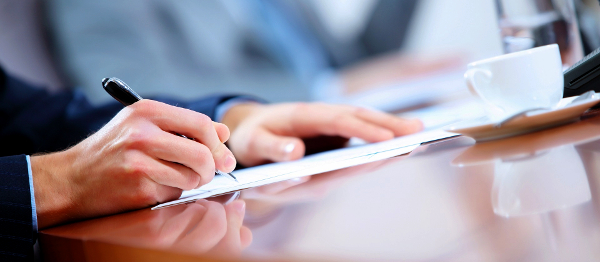 Kdy ani cestovní pojištění nepomůže a náklady na léčbu si budete hradit ze svého?