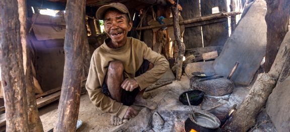 „Budu mít oddělenou kuchyň a ložnici.” Tři roky po zemětřesení v Nepálu se těší na nový domov