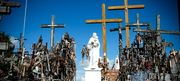 Hora křížů: Desítky tisíc litevských křížů jako symbol vzdoru